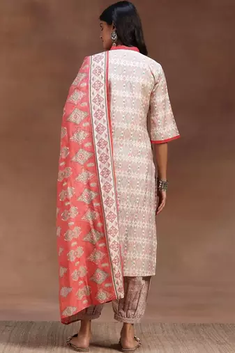 women ethnic motifs printed regular kurta with dhoti pants & with dupatta