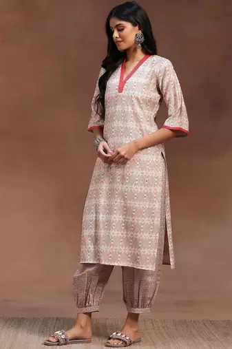 women ethnic motifs printed regular kurta with dhoti pants & with dupatta