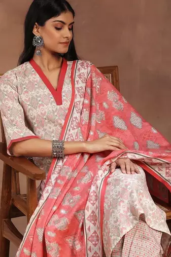 women ethnic motifs printed regular kurta with dhoti pants & with dupatta