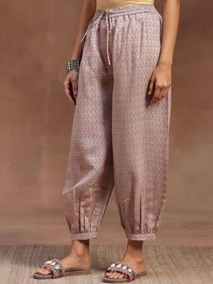 women ethnic motifs printed regular kurta with dhoti pants & with dupatta 6