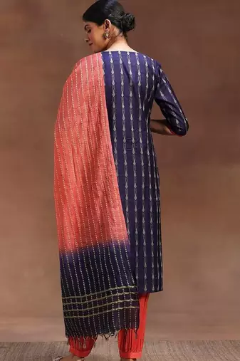 women ethnic motifs printed regular kurta with dhoti pants & with dupatta