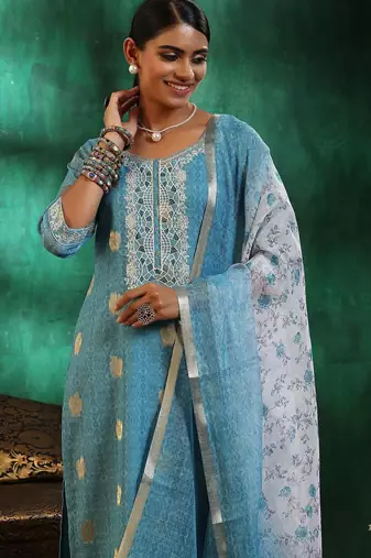 women ethnic motifs regular thread work kurta with trousers & with dupatta