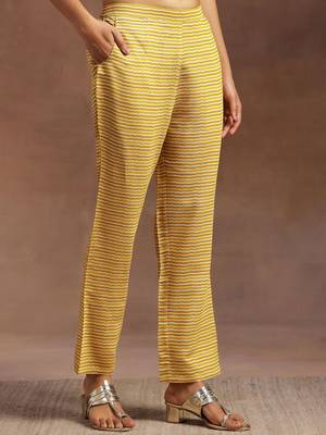 women ethnic motifs printed empire kurta with trousers & with dupatta 7