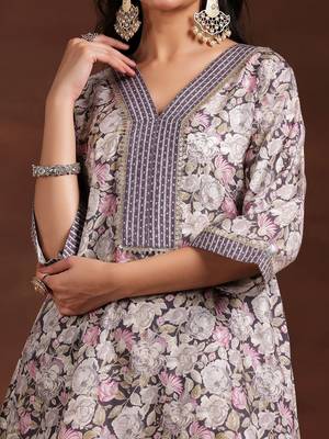 women floral printed regular kurti with dhoti pants 4