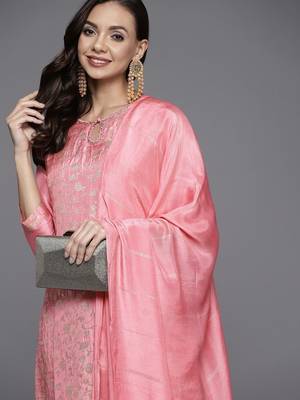 women ethnic motifs embroidered regular thread work kurta with trousers & with dupatta 3