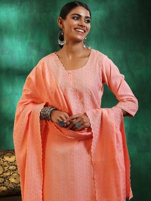 women ethnic motifs embroidered regular thread work kurta with trousers & with dupatta 4