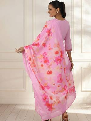 women ethnic motifs regular thread work kurta with trousers & with dupatta 3