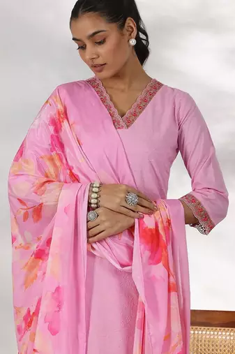 women ethnic motifs regular thread work kurta with trousers & with dupatta