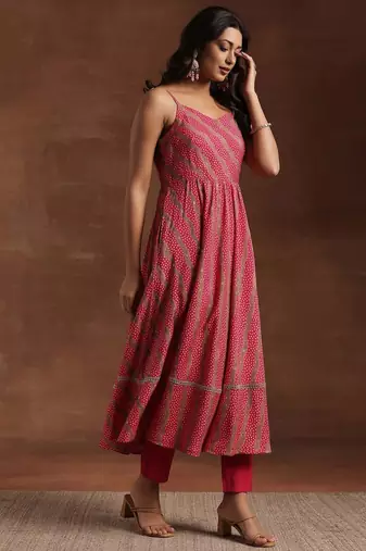 women ethnic motifs printed empire kurta with trousers & with dupatta