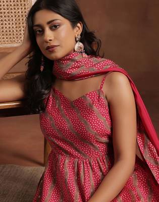 women ethnic motifs printed empire kurta with trousers & with dupatta 6