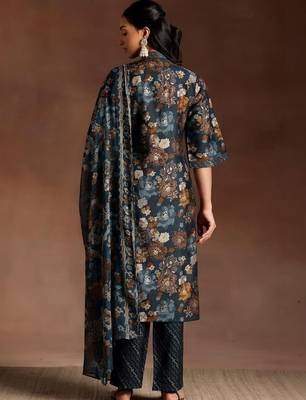 women floral printed regular kurta with trousers & with dupatta 3