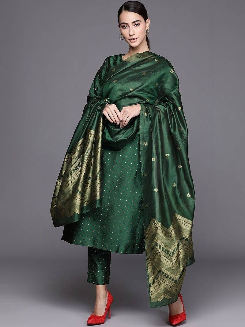 women ethnic motifs printed regular kurta with trousers & with dupatta