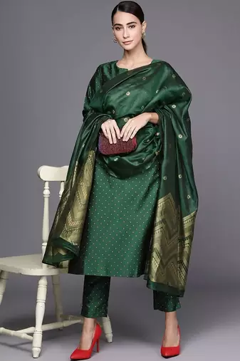 women ethnic motifs printed regular kurta with trousers & with dupatta