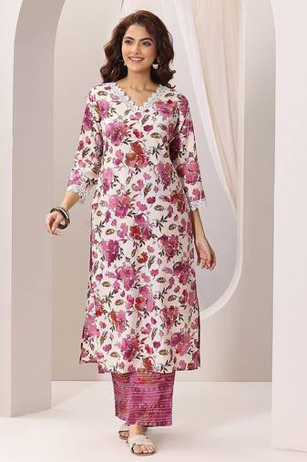 women floral printed regular kurta with trousers