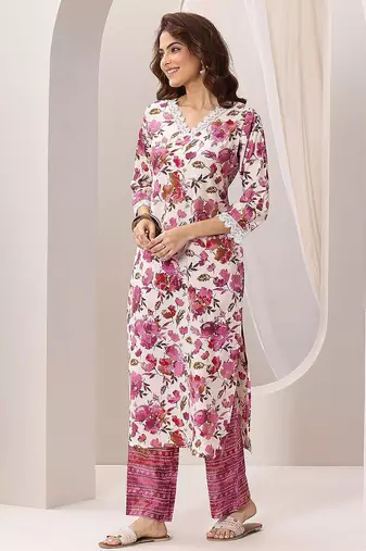 women floral printed regular kurta with trousers