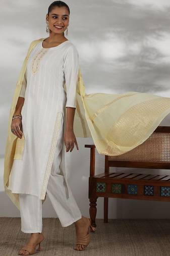 women ethnic motifs regular thread work kurta with trousers & with dupatta