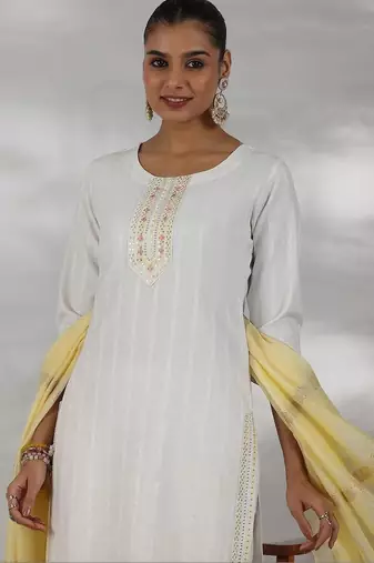 women ethnic motifs regular thread work kurta with trousers & with dupatta