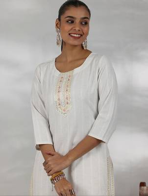 women ethnic motifs regular thread work kurta with trousers & with dupatta 7