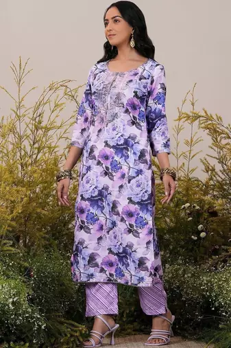 women floral printed regular thread work kurta with trousers & with dupatta