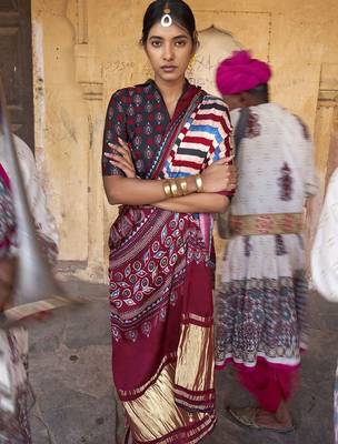 Beige ajrak block leheriya saree 2