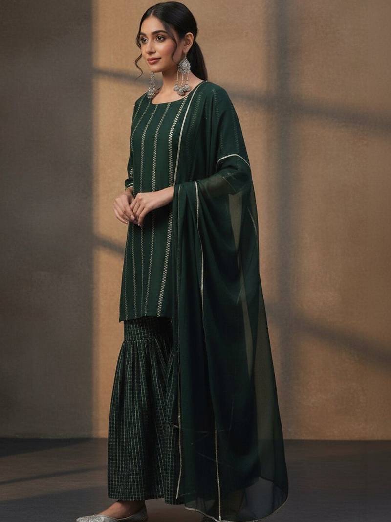 women ethnic motifs printed regular kurta with sharara & with dupatta