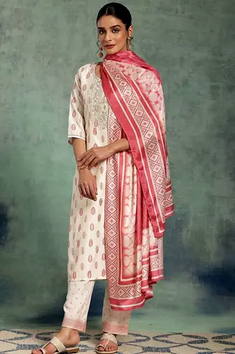 women ethnic motifs printed regular thread work kurta with trousers & with dupatta