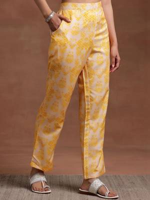 women dyed regular kurta with trousers & with dupatta 3