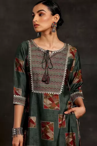 women printed regular kurta with palazzos & with dupatta