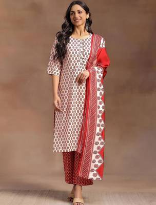 women ethnic motifs printed regular kurta with trousers & with dupatta 2
