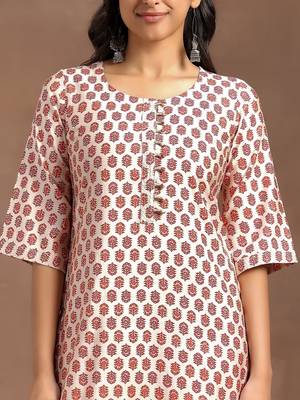 women ethnic motifs printed regular kurta with trousers & with dupatta 7