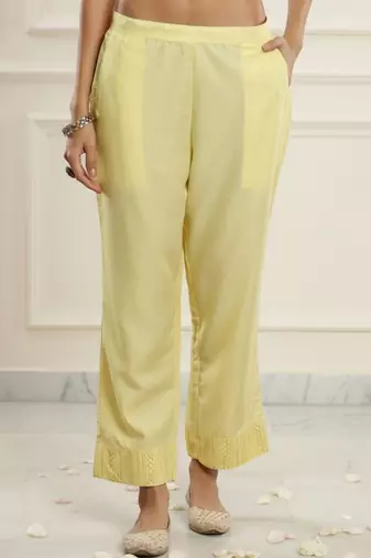 women ethnic motifs printed regular kurta with trousers & with dupatta