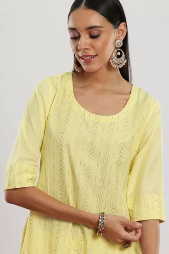 women ethnic motifs printed regular kurta with trousers & with dupatta