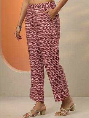 women ethnic motifs printed regular thread work kurta with trousers & with dupatta 5