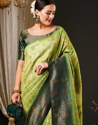 Green green & red ethnic motifs woven design zari kanjeevaram saree 4