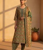 women floral printed regular kurta with dhoti pants & with dupatta