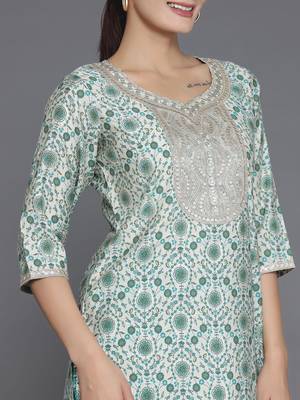 women ethnic motifs printed regular sequinned kurta with trousers & with dupatta 2
