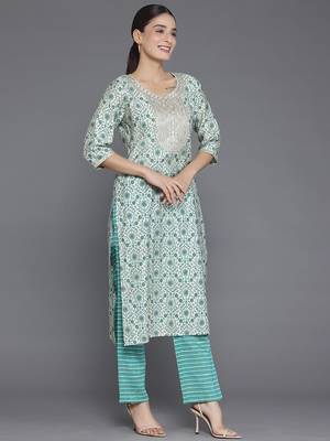 women ethnic motifs printed regular sequinned kurta with trousers & with dupatta 4