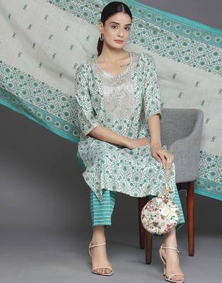 women ethnic motifs printed regular sequinned kurta with trousers & with dupatta 6