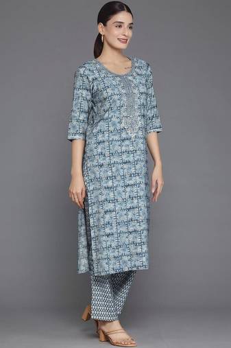 women ethnic motifs printed regular thread work kurta with trousers & with dupatta