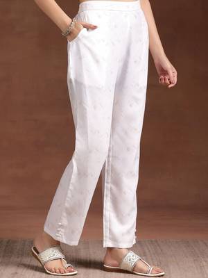 women printed regular kurta with trousers & with dupatta 2
