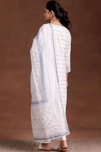 women printed regular kurta with trousers & with dupatta