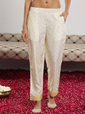 women ethnic motifs printed regular sequinned kurta with trousers & with dupatta 7