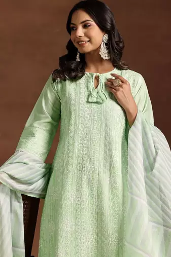 women ethnic motifs embroidered regular thread work kurta with trousers & with dupatta