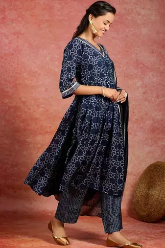 women bandhani printed regular gotta patti kurta with trousers & with dupatta