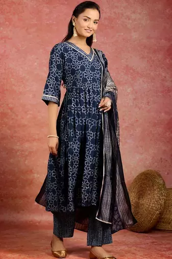 women bandhani printed regular gotta patti kurta with trousers & with dupatta