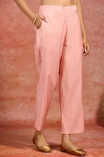 women printed regular thread work kurta with trousers & with dupatta