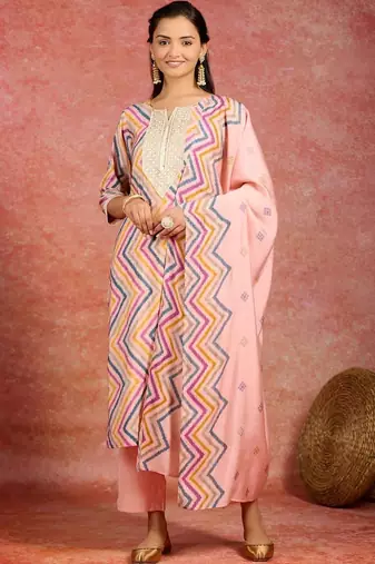 women printed regular thread work kurta with trousers & with dupatta