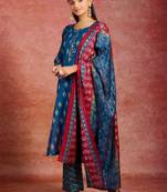 women printed regular kurta with trousers & with dupatta