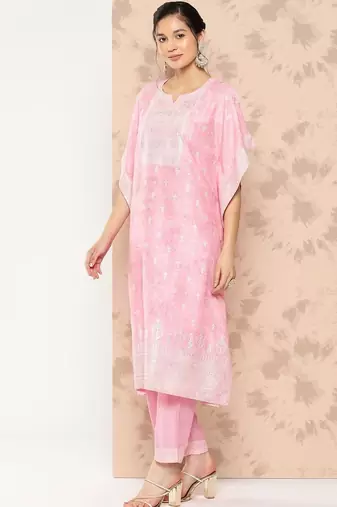 women ethnic motifs printed regular kurta with trousers