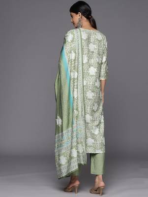 women floral printed regular kurta with trousers & with dupatta 5